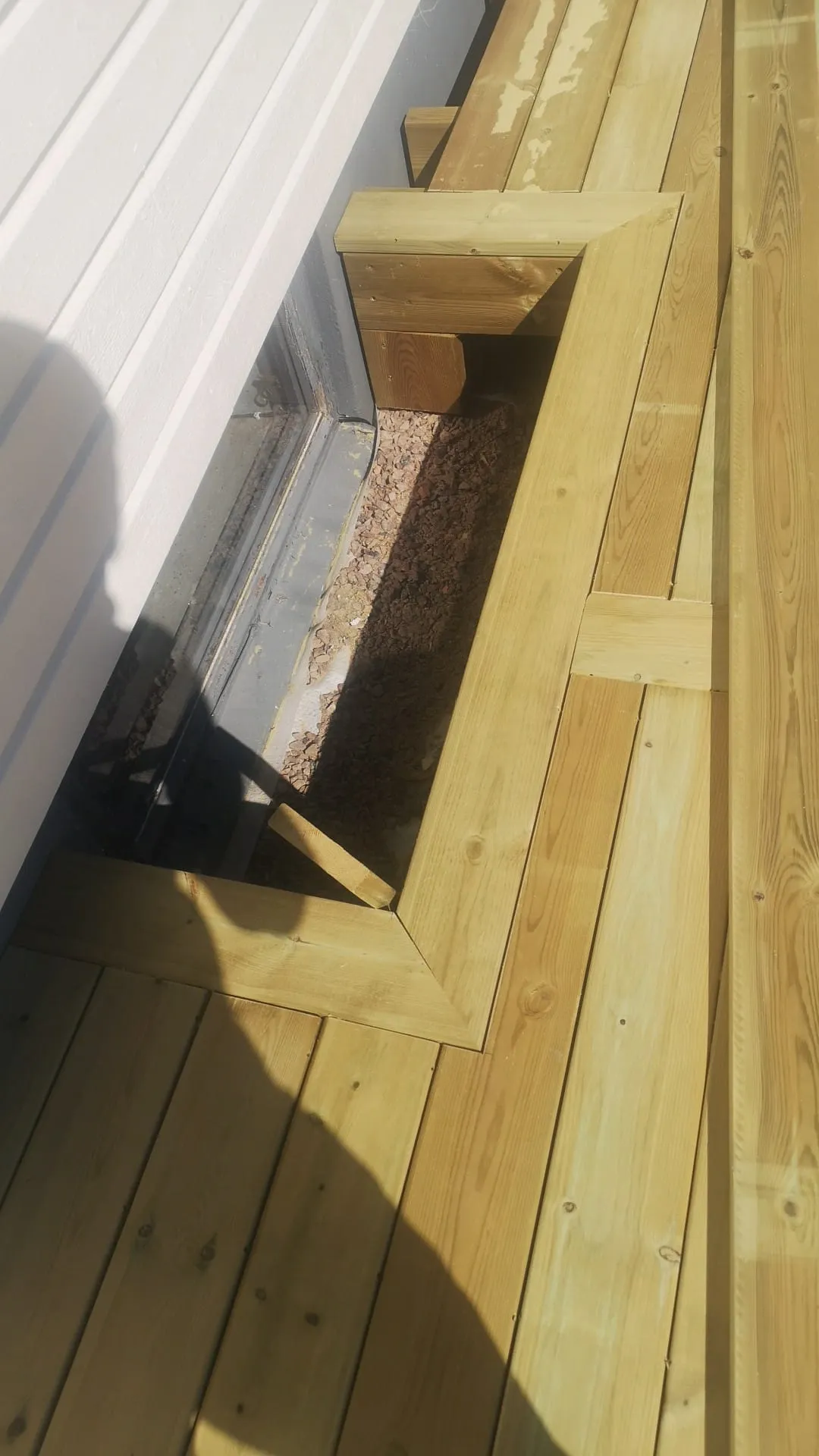 Ljusgård sedd från sidan med öppen konstruktion